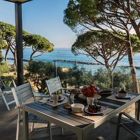 Appartamenti Blumare Diano Marina Buitenkant foto